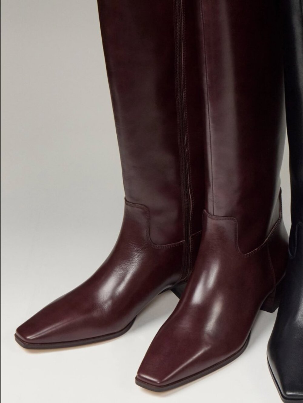 Vince Camuto Pavla Narrow Calf Knee High Boot Rich Mahogany Size 8